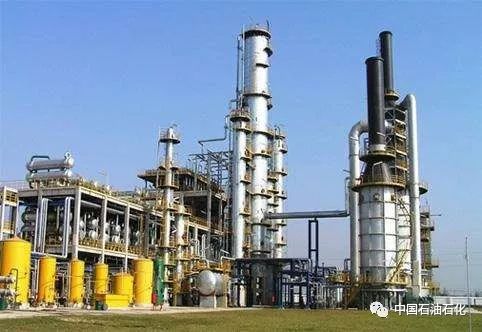 关于石油化工企业的政策,石油化工产业转型升级