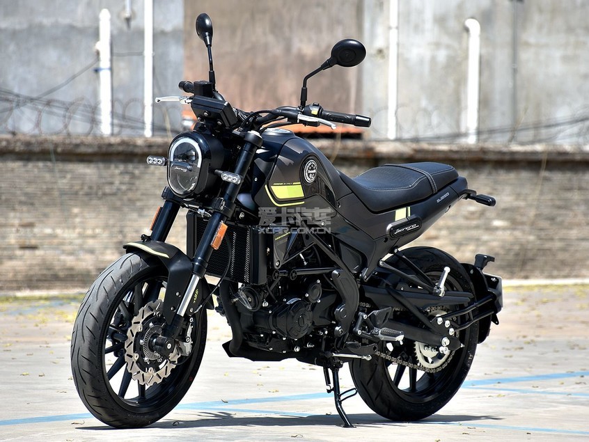 合适新手而且安全性高的摩托车,安全性高的摩托车推荐