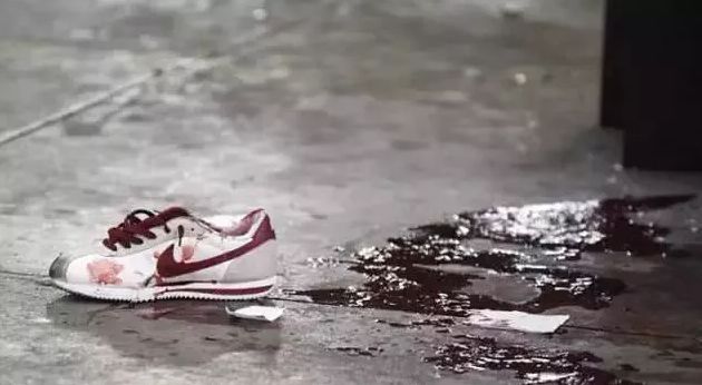 银链子和金链子风格区别,金链子还是银链子好