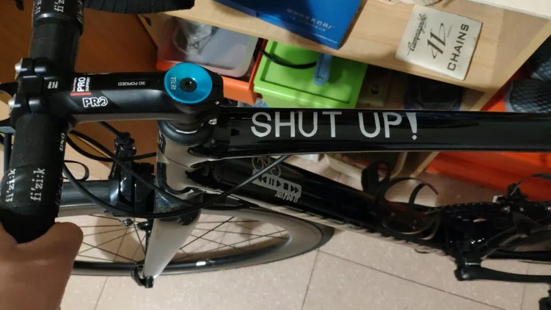 新手骑行必备十大装备,提升骑行感受的小物件