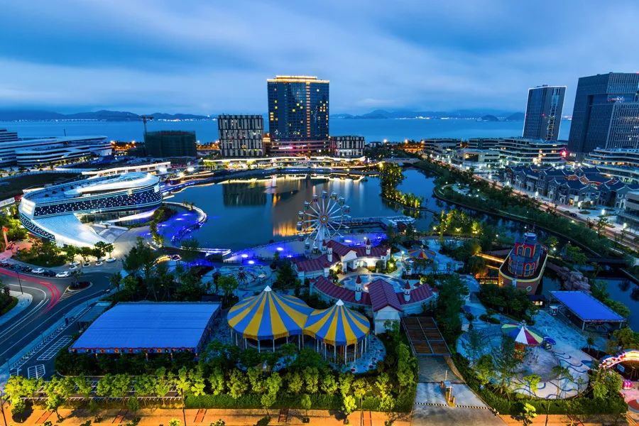 ¥899起/套--千亩桃花樱花盛放！为度假而生的舟山希尔顿不一样！俯瞰湖海双景太震撼！