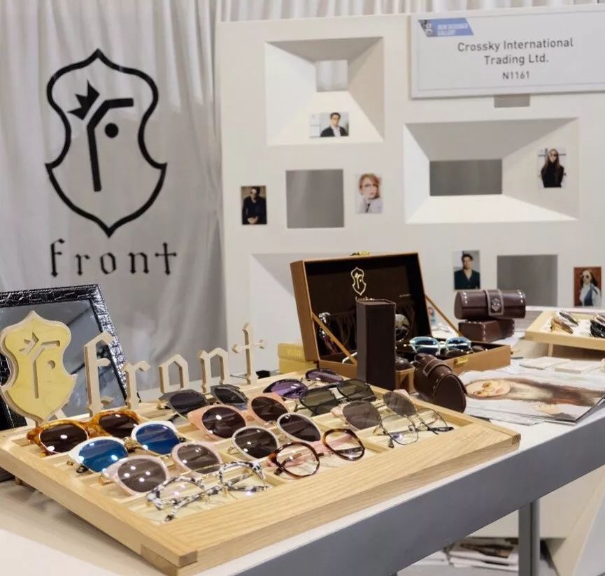 【骨折价太划算才上就快断货！】超多明星同款~韩国韩国设计师品牌Front更合适亚洲人脸型的太阳镜