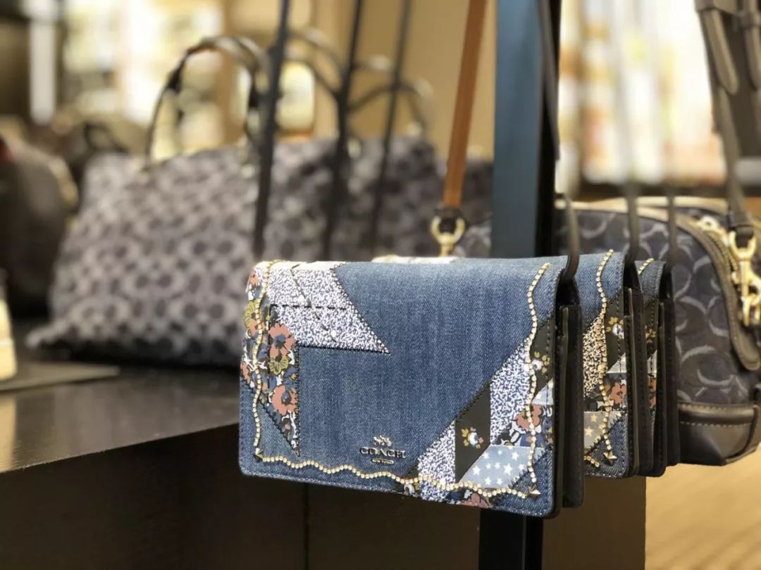 小CK包包99元/Coach3.5折起/更有戴森卷发棒免费送！下沙奥特莱斯轻奢美人纪就要购美丽！