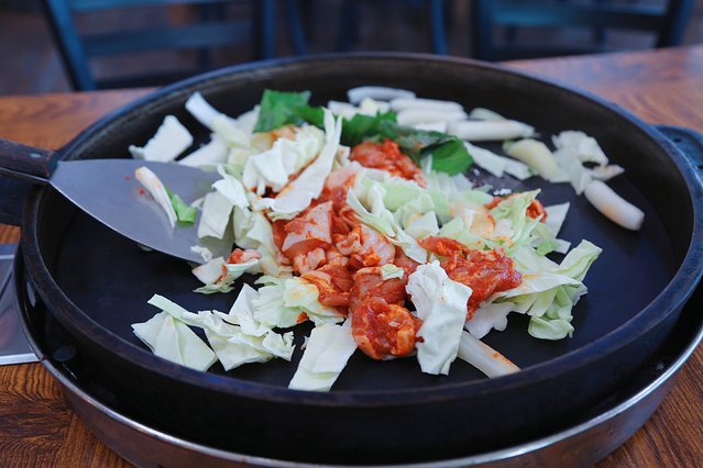 济州冬日的海，首尔春日的花，那些电影里的故事