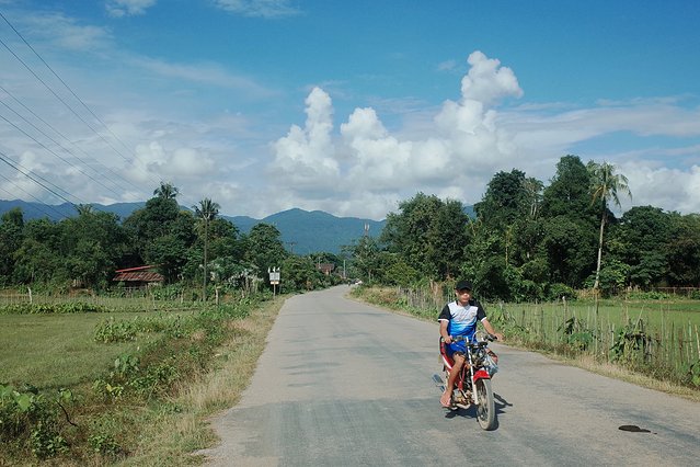 去那方简朴的国度干一瓶Beerlao‖老挝慢生活
