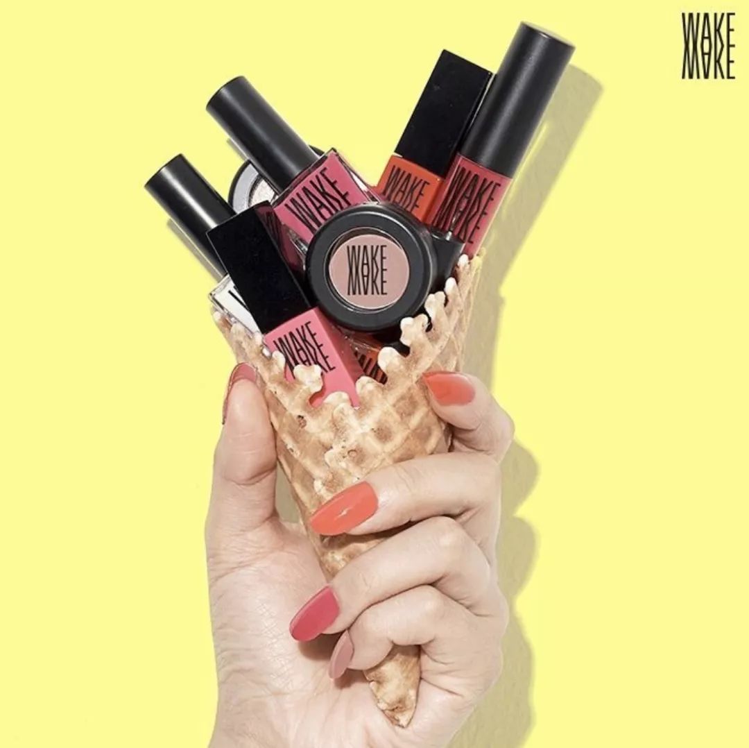 一款又甜又酷的美甲推荐给你们,夏日必备美甲ins风童趣