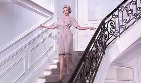 舒服美腻到不行，这样的睡衣每个女人都该有一件