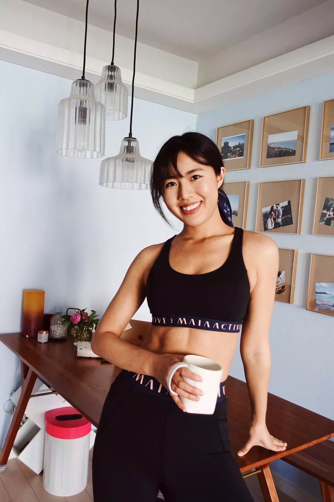 改善背部体态的动作,改善体态的瑜伽动作