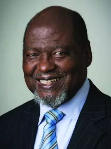 莫桑比克前总统：“债务陷阱”是西方对“一带一路”严重的错误认知