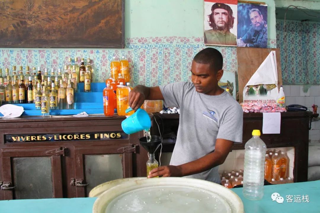 哈瓦那，欲望的洪流无处倾泻|会玩