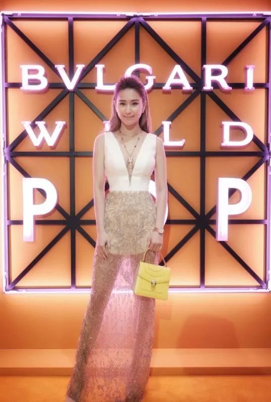 她是何鸿燊的最美千金,赌王最美千金何超英