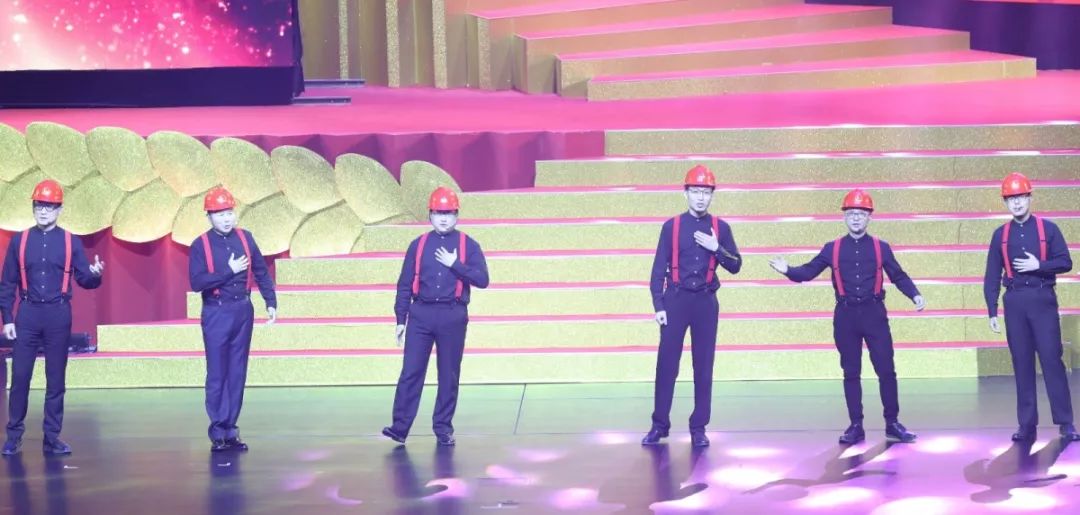 江苏五一劳动表彰大会,江苏劳模先进工作者