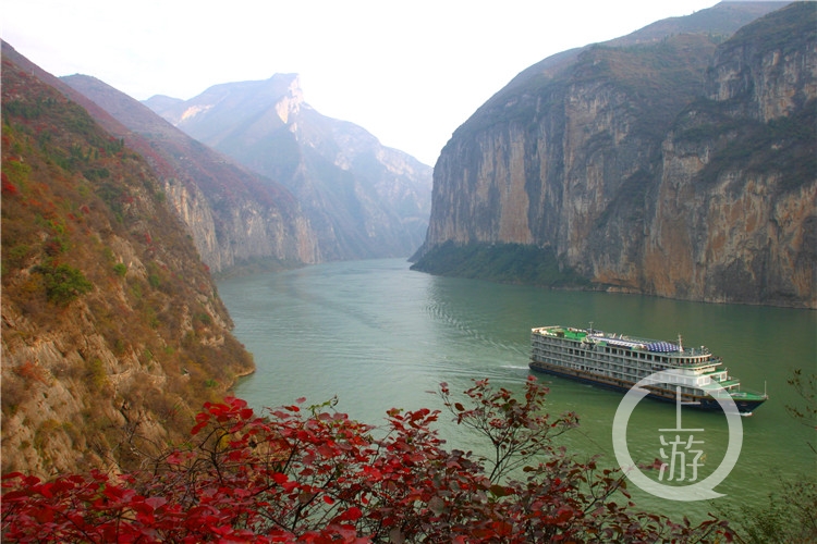 川江行驶船历史珍贵老视频,共和国记忆新中国从这里走来