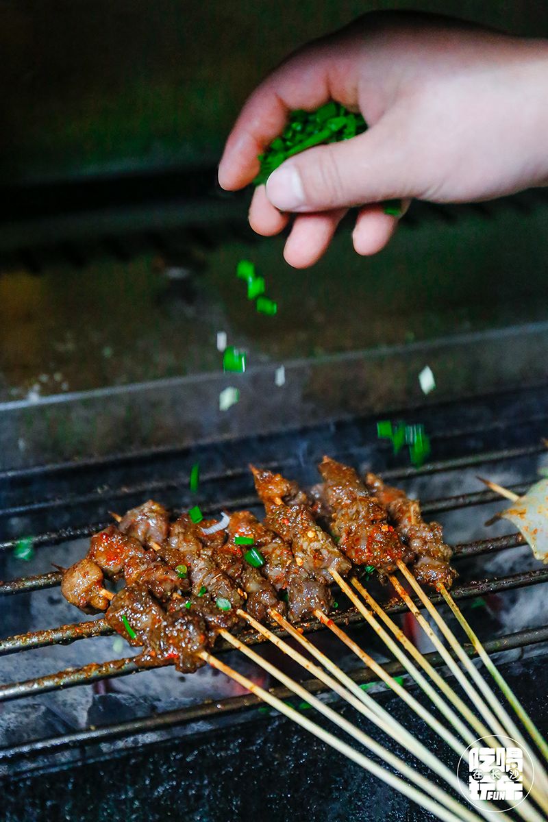 闀挎矙姝ヨ琛楃綉绾㈡墦鍗″湴閰掗,闀挎矙鎾镐覆