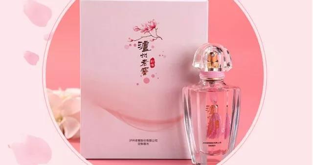 看，那些老人又在研究我们了|半日闲话