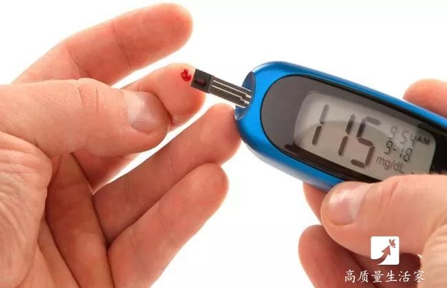 杨梅用盐洗不泡能洗干净嘛,杨梅能用盐清洗干净吗