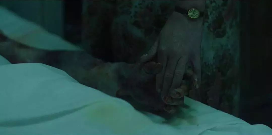 切尔诺贝利清理屋顶的士兵,切尔诺贝利清理石墨的士兵