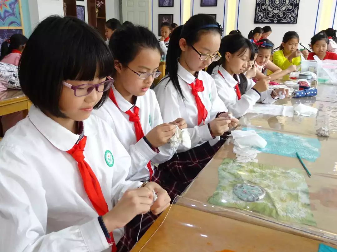 【丁兰厚度】遇见丁兰幸福有“+”——丁兰实验学校五年发展规划中期盘点