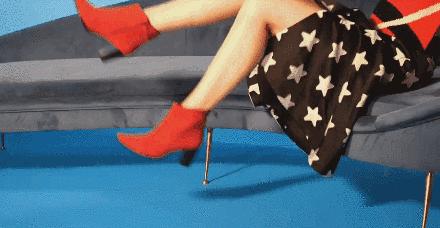 OMG买它小游戏,omg买它买它什么梗