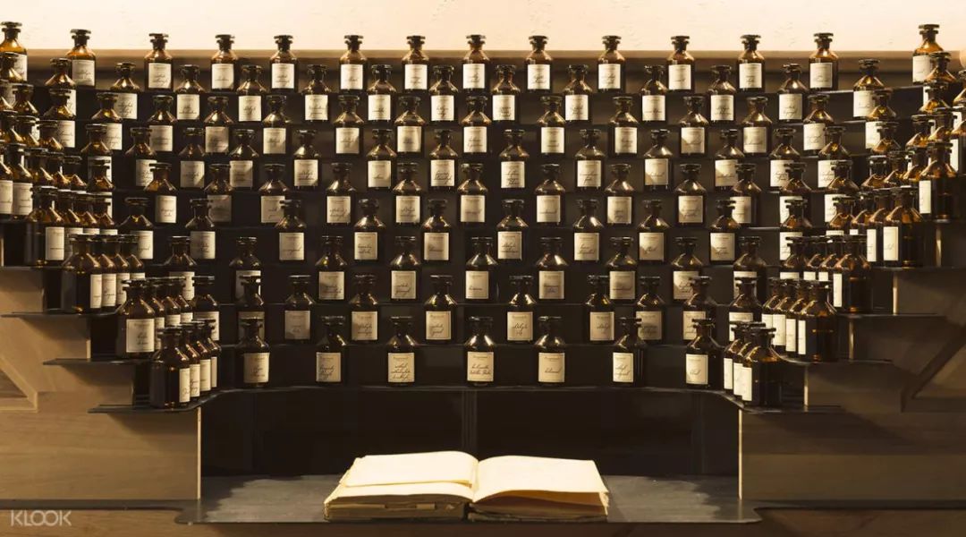 巴黎“假装自己是爱情电影主角”旅行指南