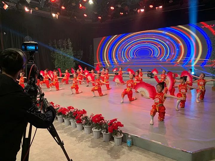 《我的节日我做主》,我的节日我做主六一儿童节朗诵