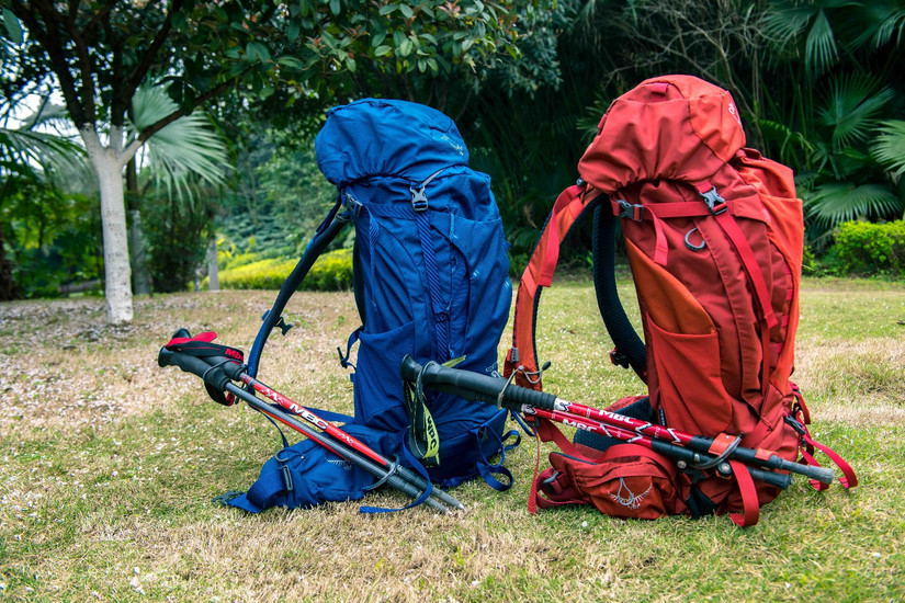 小鹰登山包老款新款区别,小鹰登山包65升效果