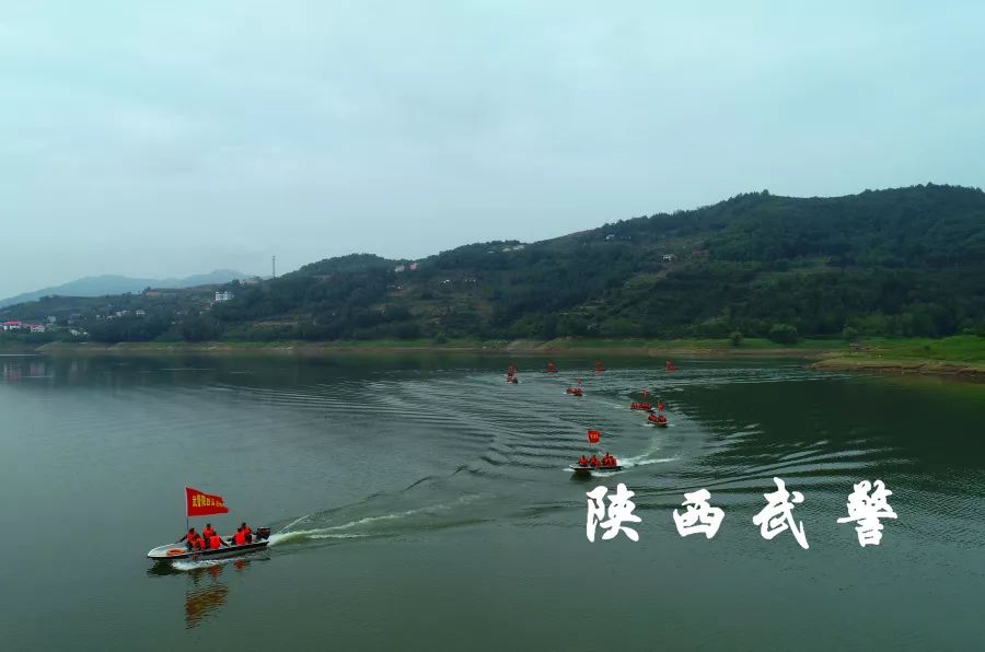 水上精兵训练方法视频,水上尖兵完全版