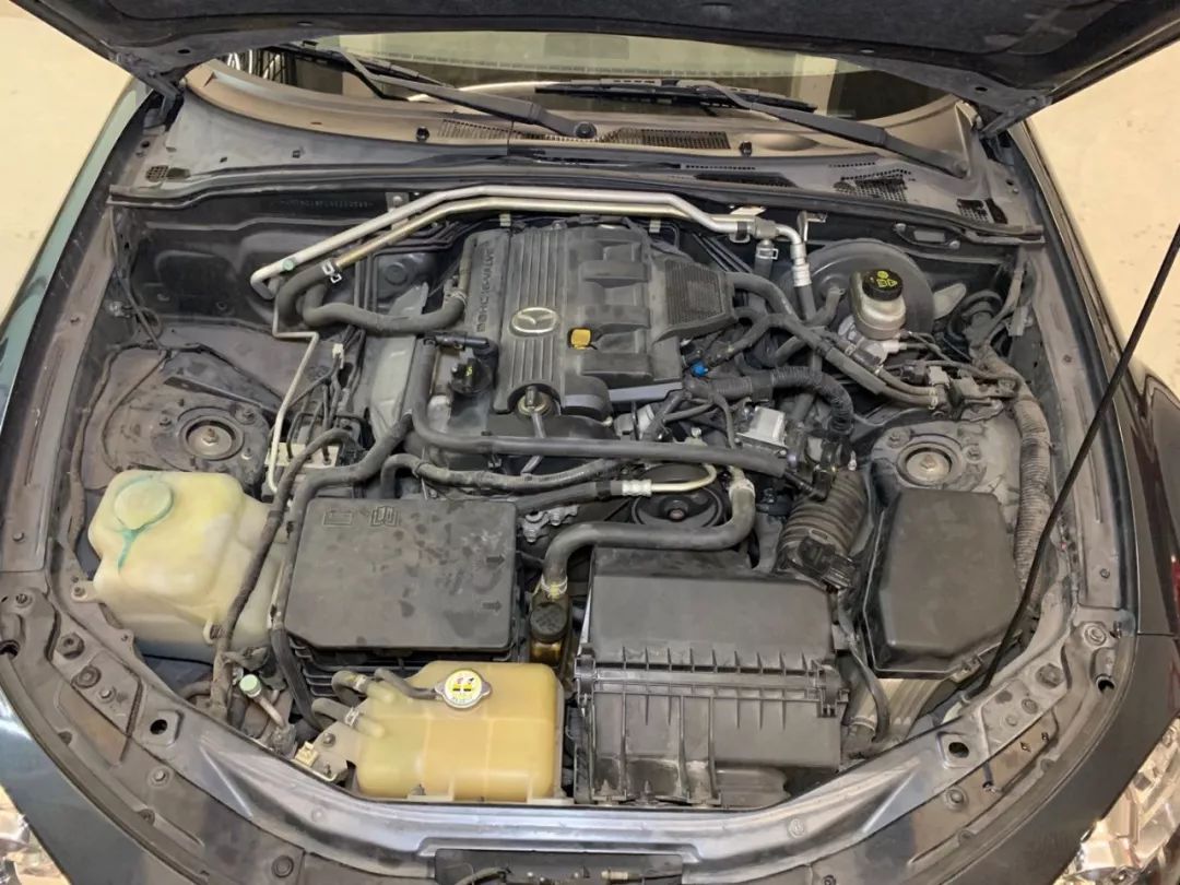 这台进口敞篷小跑车，两个滤芯竟然只要42块钱？