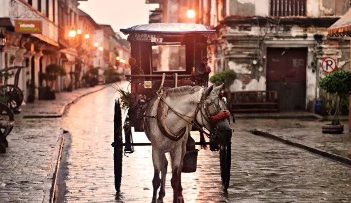 如何在旅行中省钱买到便宜的机票,旅行达人教你如何购买超低价机票