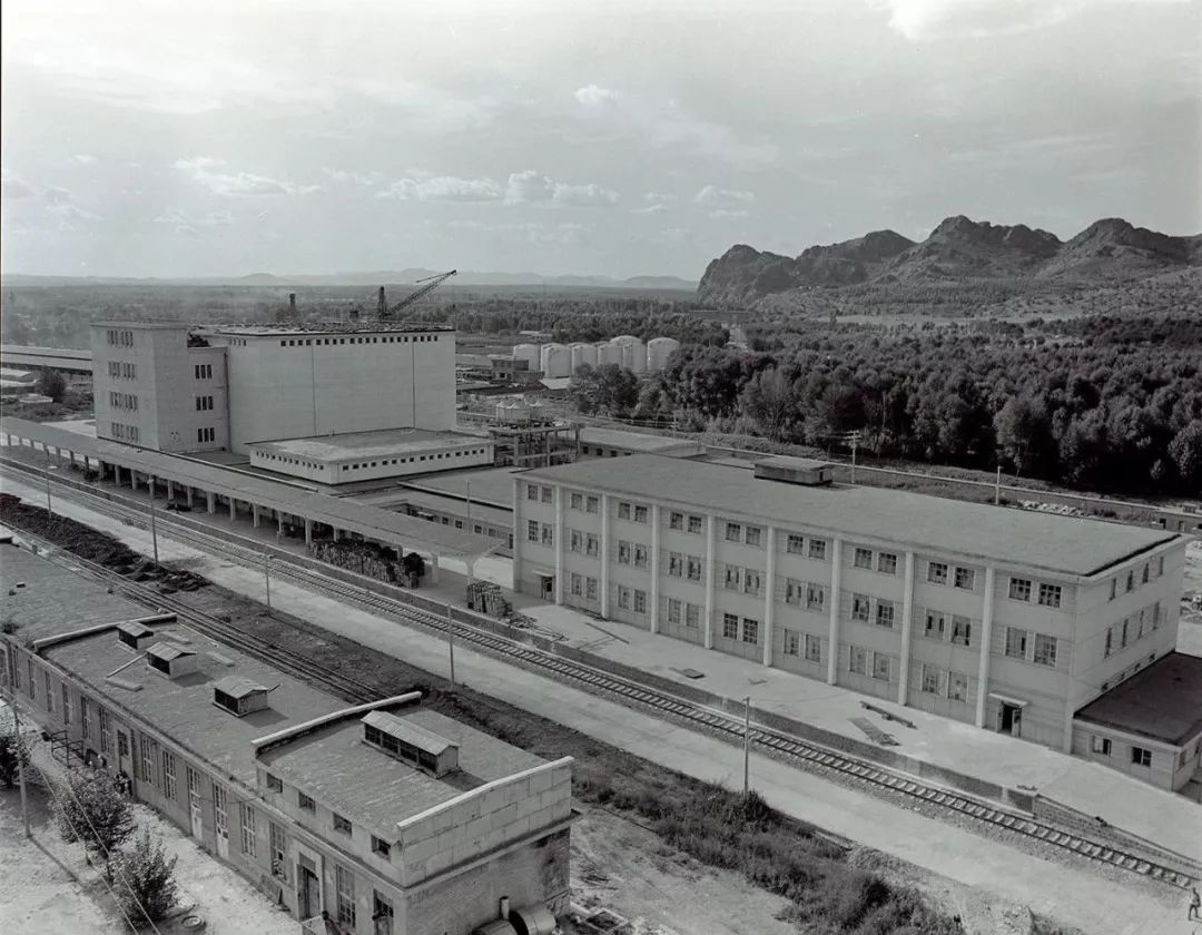 曾经辉煌的工厂现在还有吗,探秘曾经辉煌的工厂