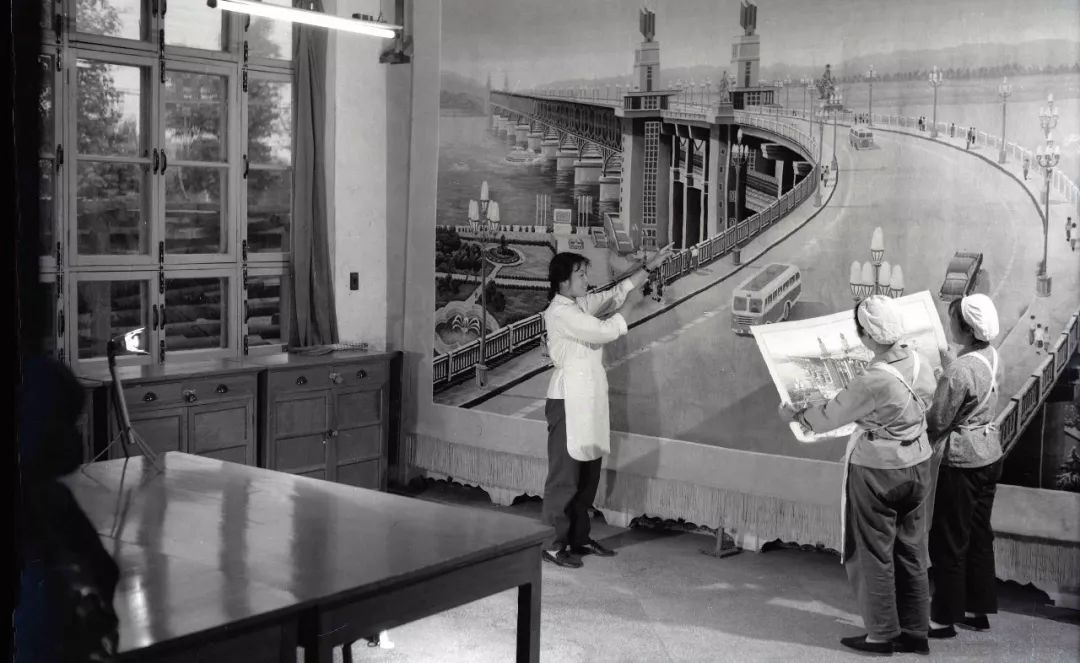 曾经辉煌的工厂现在还有吗,探秘曾经辉煌的工厂