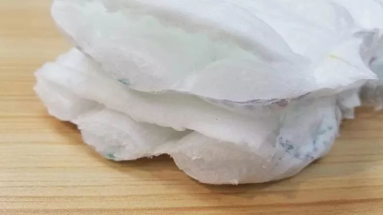 好用的婴儿夜用拉拉裤推荐 (合适敏感肌婴儿平价拉拉裤)