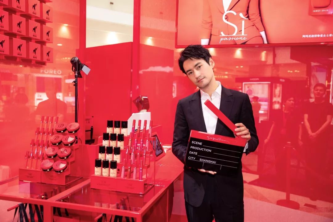 史上最红！超好拍的时髦“集妆箱”又来啦