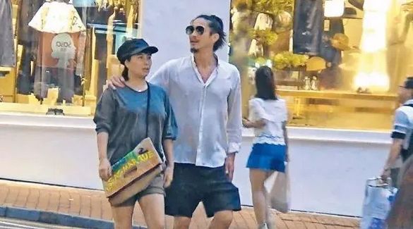 白富美走向人生巅峰的时候,真正的白富美的生活是怎么样的