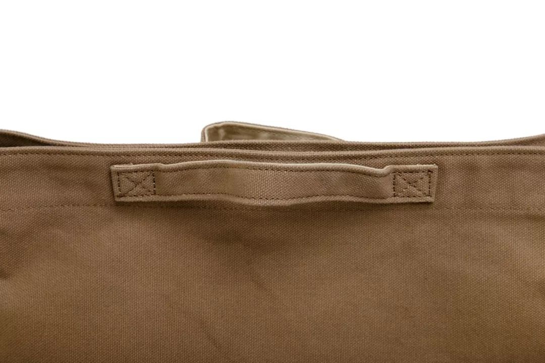 透支信用卡的女孩子,透支买奢侈品的女人