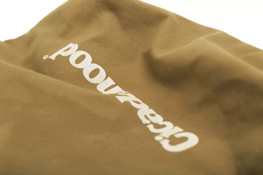 透支信用卡的女孩子,透支买奢侈品的女人