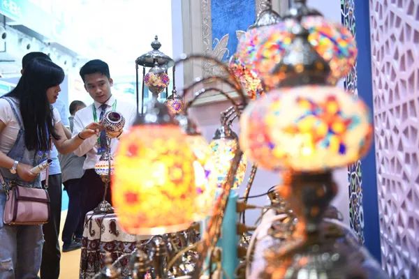 下雨对展会有影响吗,雨天合适逛展吗