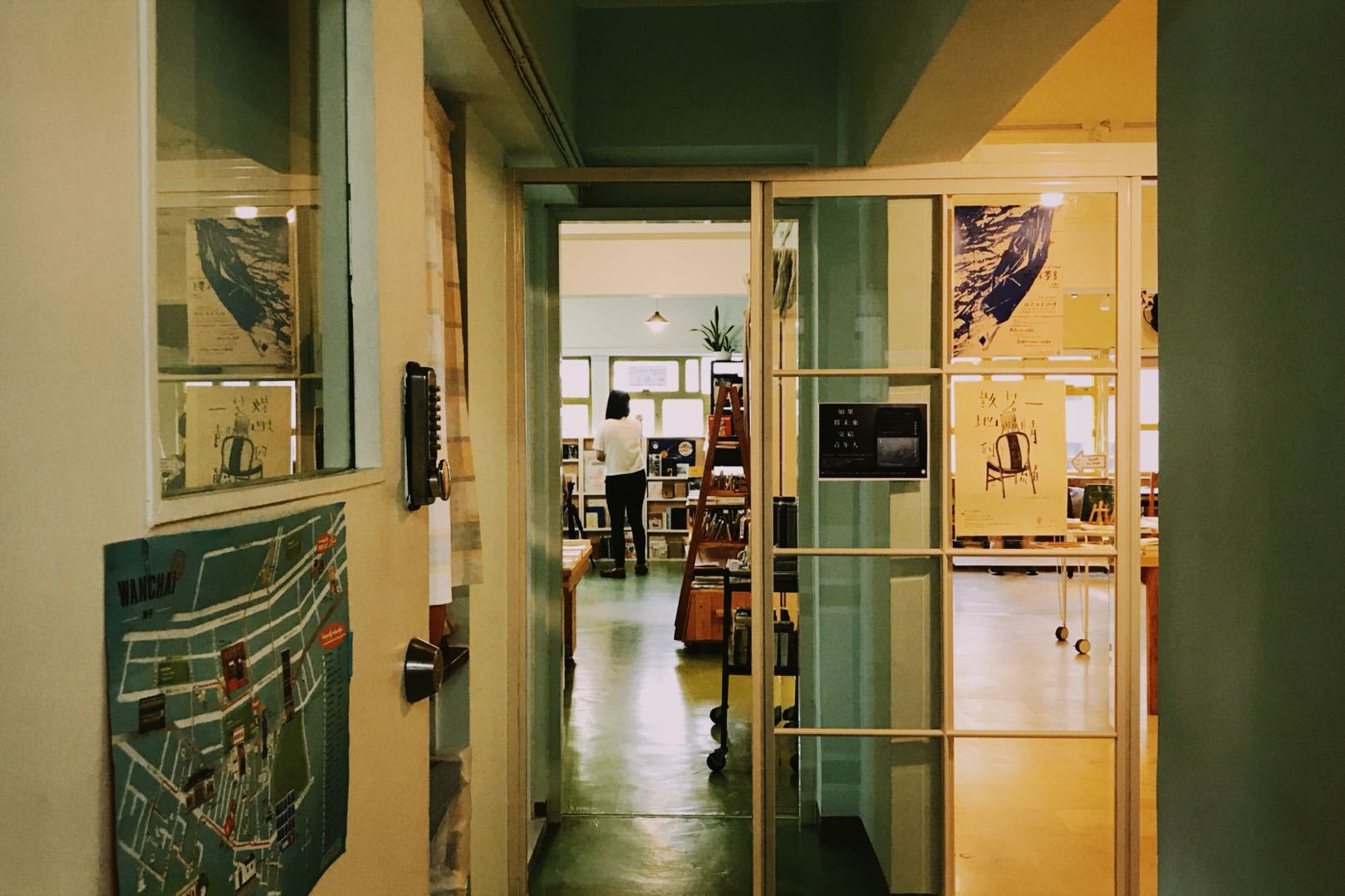 香港哪里走走放松心情 (香港哪里能够消磨时间)