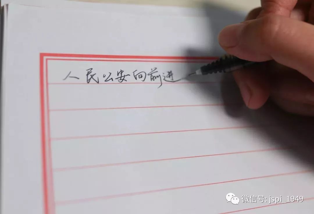 致19级新生，我们在官微工作室等你