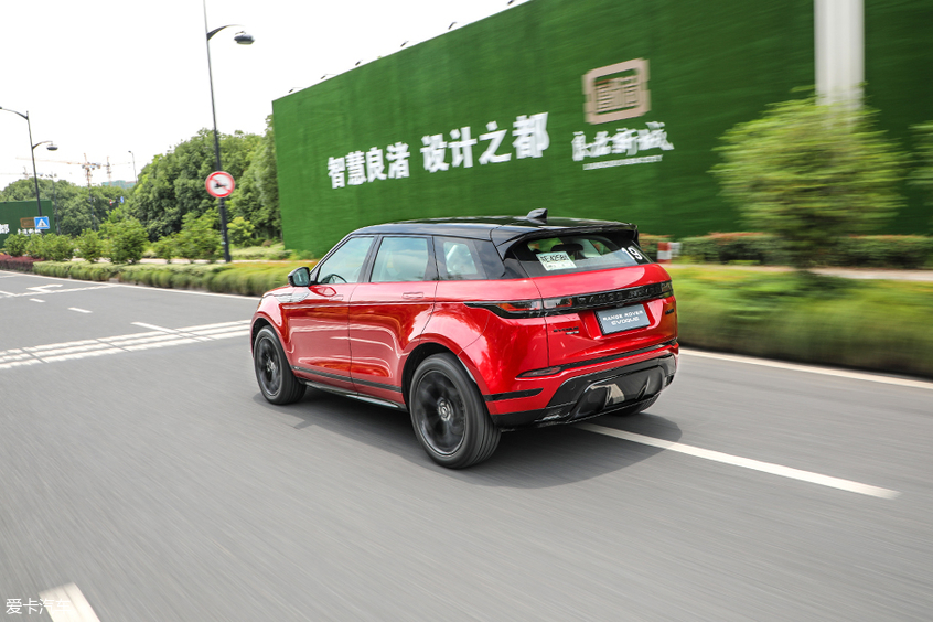 路虎揽胜极光249psr-dynamics性能版,试驾全新一代揽胜极光