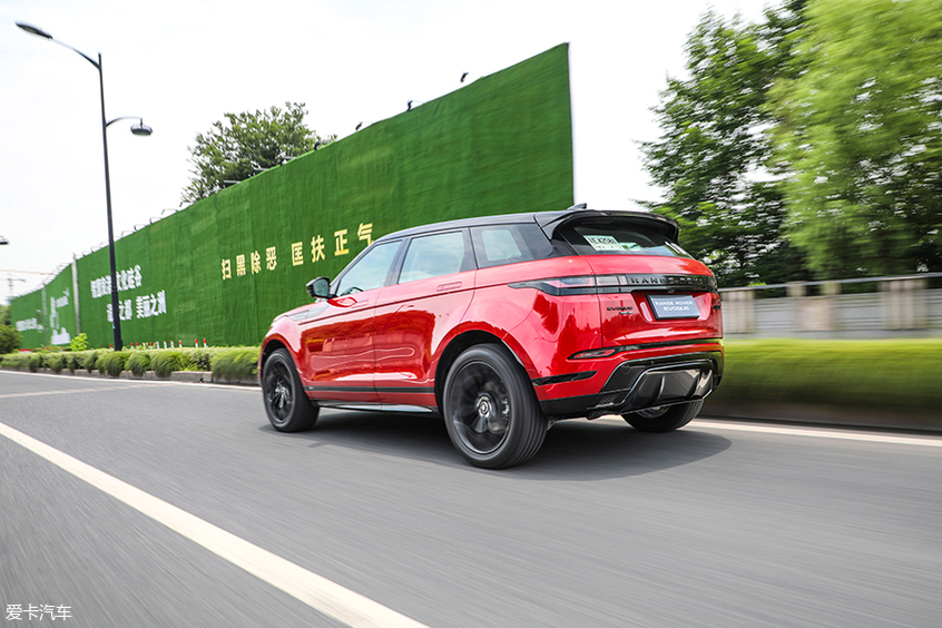路虎揽胜极光249psr-dynamics性能版,试驾全新一代揽胜极光