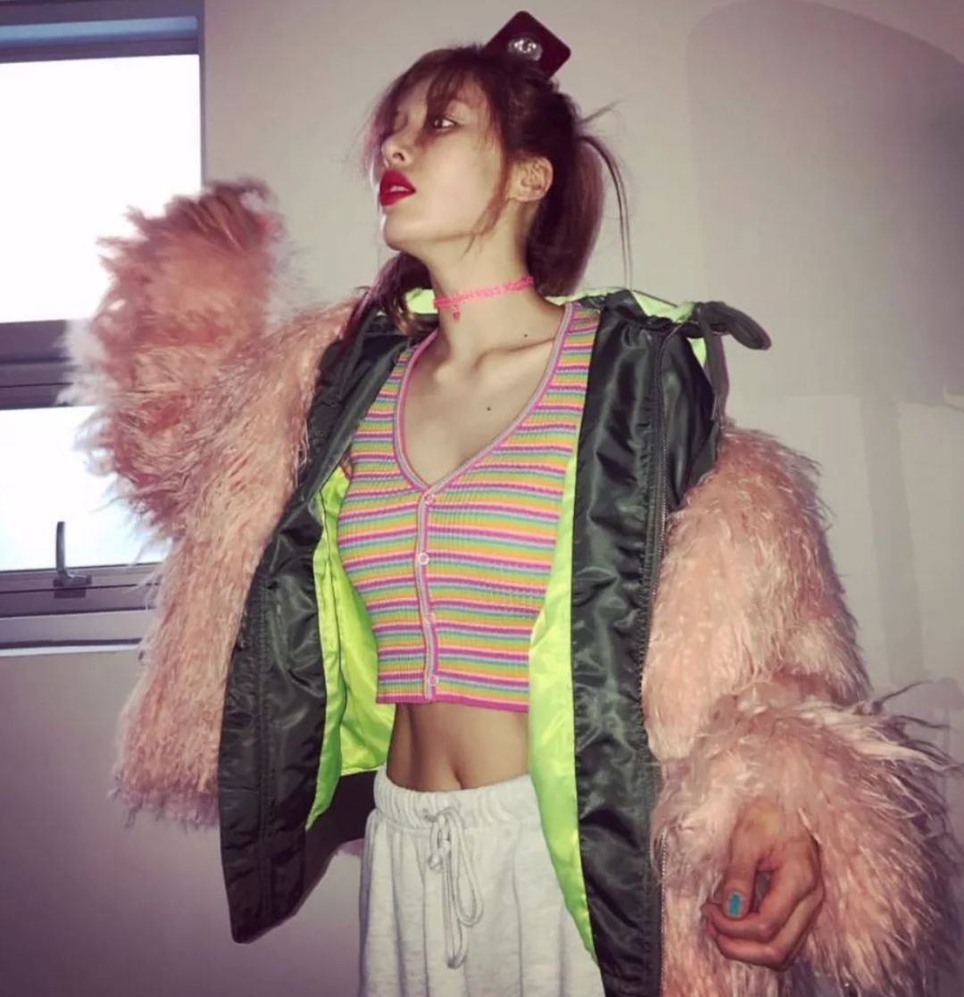 金泫雅的红卡点,金泫雅年卡