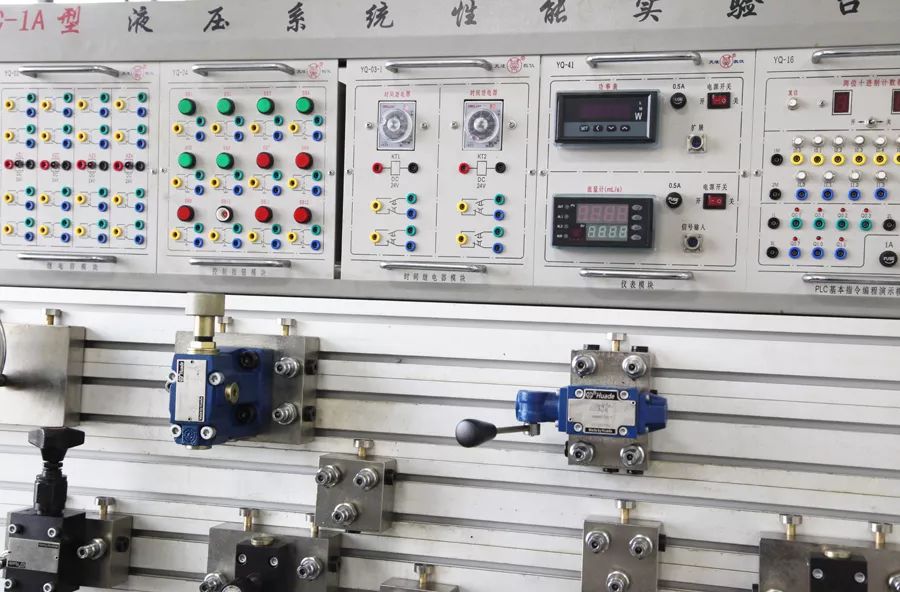 价值1000万的实验室长啥样？