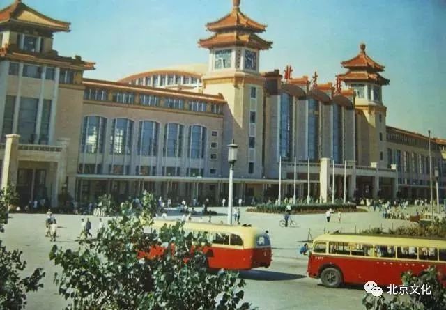 我叫北京，这是我最新的简历，请多关照