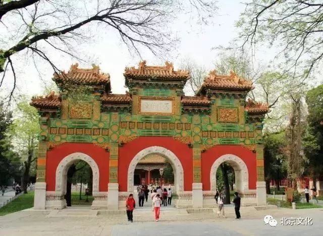 我叫北京，这是我最新的简历，请多关照