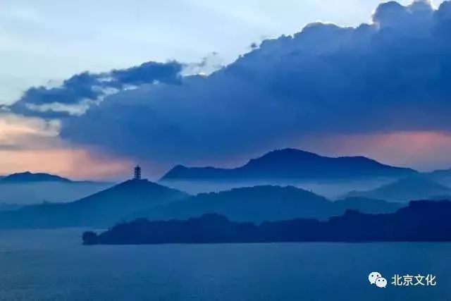 我叫北京，这是我最新的简历，请多关照