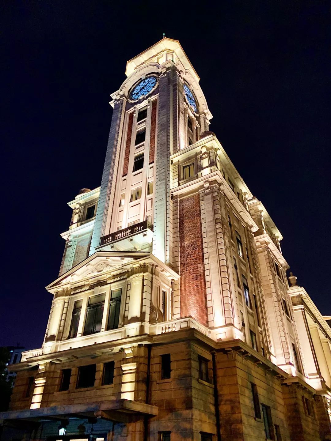 来到上海后的震撼,去了上海就去了全世界