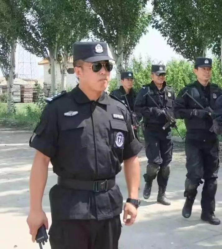 不忘初心牢记使命警营父子兵,不忘初心牢记使命公安在行动