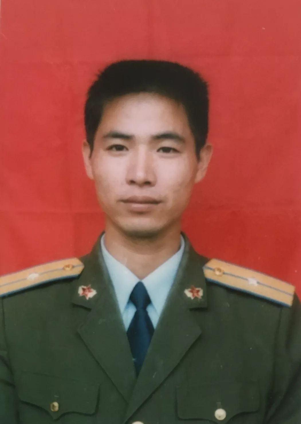 八一特辑不忘历史才勇往直前,八一特辑退伍