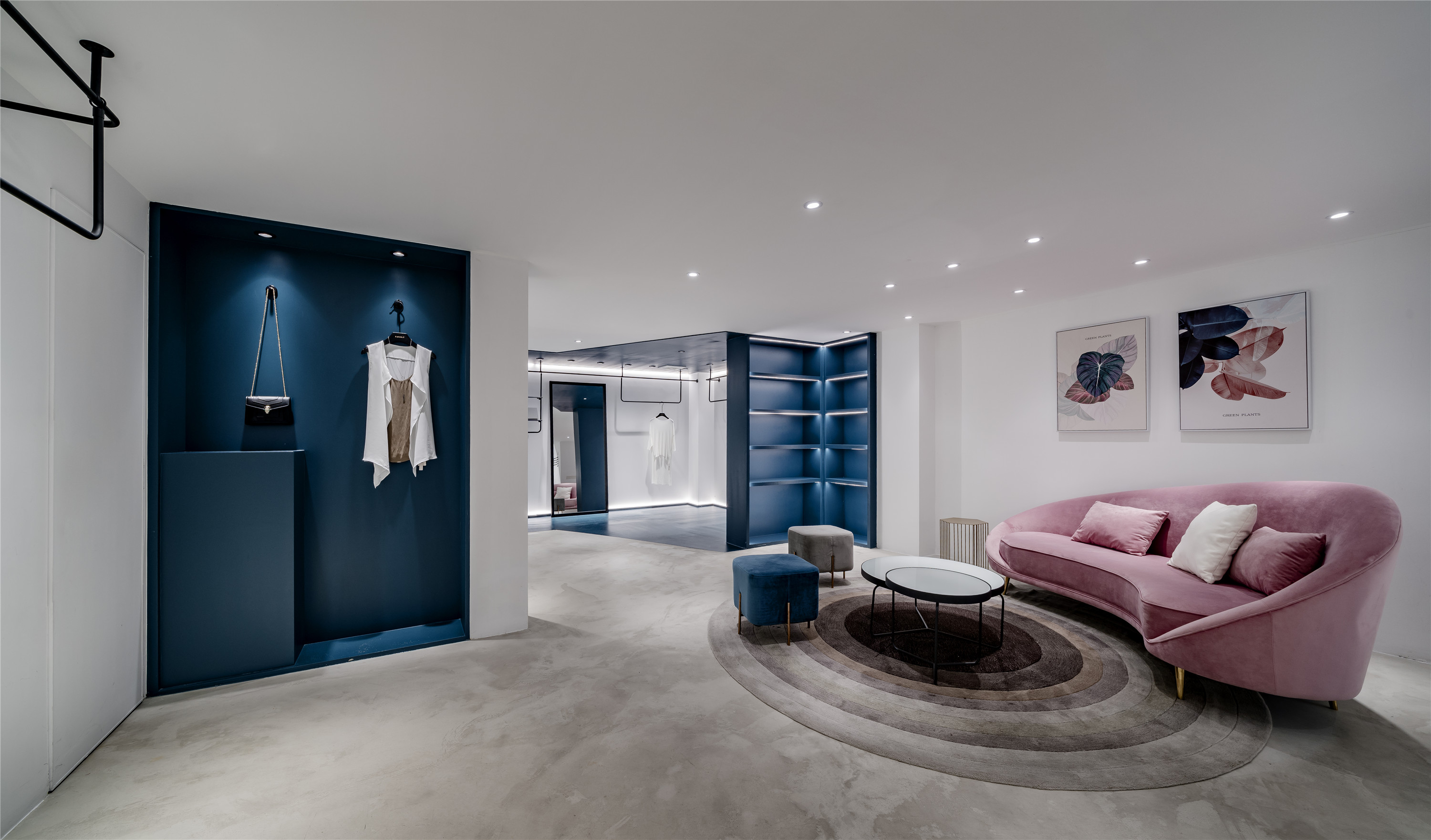 叁研社设计丨Ravent.T沉浸式女装体验店